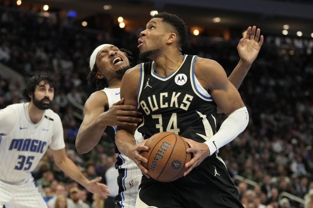 示了篮球运 示了篮球运