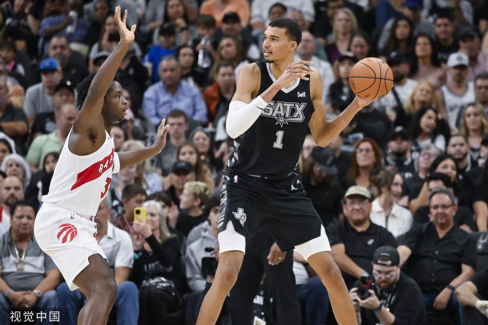 手提拔的得 手提拔的得