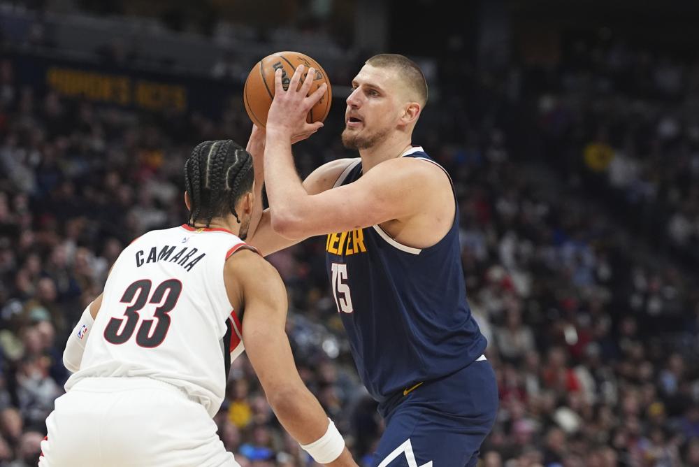 萨品牌的巨 萨品牌的巨