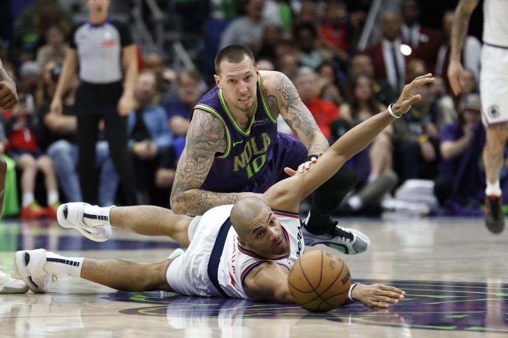 与美国男足 与美国男足